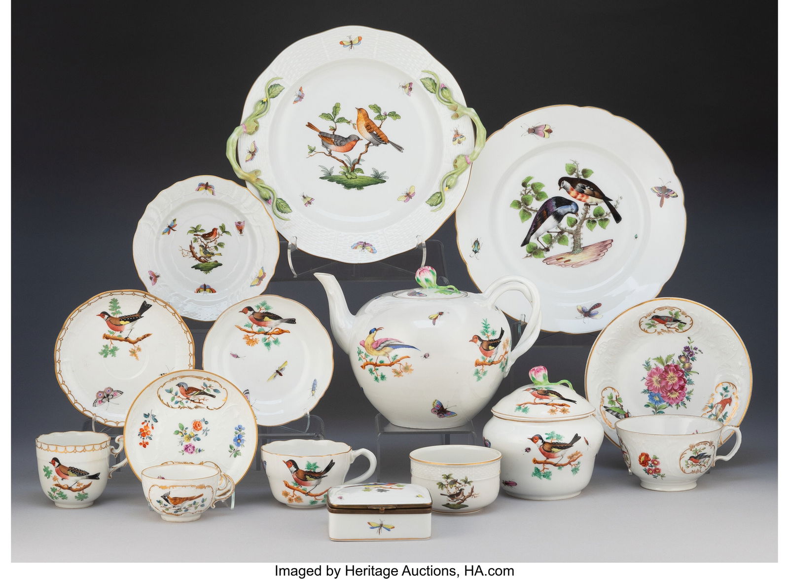 A Married Fifty-Piece Herend Rothschild Bird Pat (1 of 3)