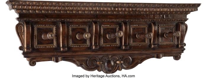 61031: An Italian Partial Gilt Carved Walnut Cappellier