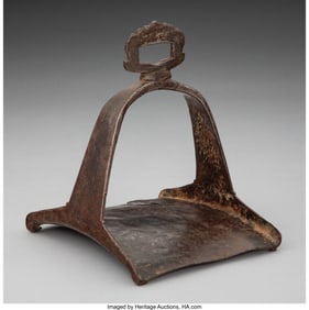 61097: A Spanish Colonial Metal Stirrup 7-1/4 x 5-1/2 x