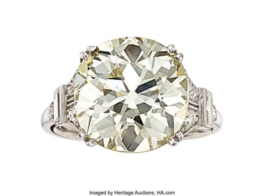 55344: Diamond, Platinum Ring  Stones: Mine-cut diamond