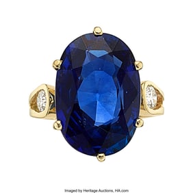 55374: Burma Sapphire, Diamond, Gold Ring  Stones: Oval