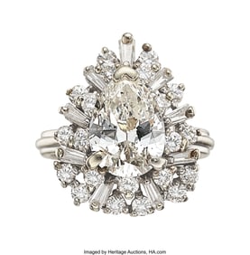 55199: Diamond, White Gold Ring   Stones: Pear-shaped d