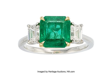 55281: Emerald, Diamond, Platinum, Gold Ring  Stones: O