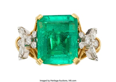 55120: Colombian Emerald, Diamond,  Platinum, Gold Ring