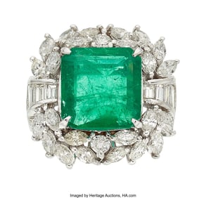 55405: Emerald, Diamond, White Gold Ring  Stones: Octag