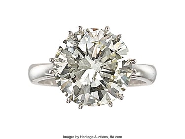 55229: Diamond, Platinum Ring  Stones: Round brilliant-