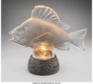 79104: René Lalique Gros Poisson, Algues, circa 1922 C