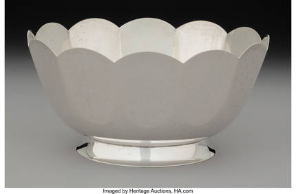 74450: A Tiffany & Co. Silver Scalloped Bowl, New York, (1 of 4)