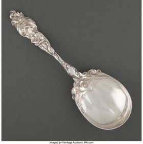 74368: A Reed & Barton Les Six Fleurs Pattern Silver Bo