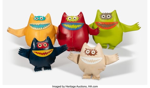 63089: Uniroyal Inc. Group of Five Nauga Dolls USA, de