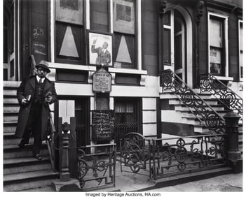 63009: Berenice Abbott Church of God, 25 West 132nd, Ha
