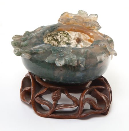 A CHINESE CARVED SOAPSTONE BRUSH WASHER ON STAND: A CHINESE CARVED SOAPSTONE BRUSH WASHER ON STAND 19th century 2 inches high x 4 in