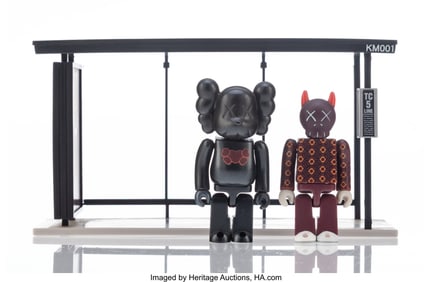 43177: KAWS X Kubrick Bus Stop, Series 1, 2002 Painted