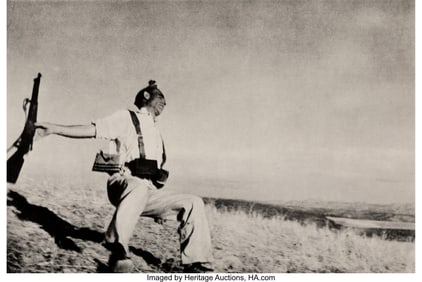 39085&colon; Robert Capa &lpar;American&comma; 1913-1954&rpar; Soldier at Mom