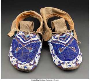 70201: A Pair of Sioux Beaded Hide Moccasins c. 1890