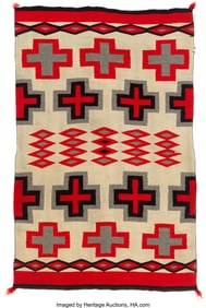 70124: A Navajo Regional Rug c. 1910 native handspun