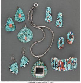 70033: Seven Santo Domingo Jewelry Items Reano Family