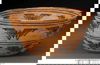 70148&colon; A Yokuts Polychrome Pictorial Coiled Basket   Mr