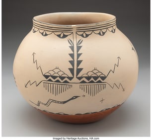70067: A Large Cochiti Storage Jar c. 1965 clay, pain