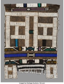 70515: A Ndebelle Married Woman's Apron, mapoto Sout