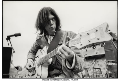 39097: Henry Diltz (American, b. 1938) Neil Young, 1969