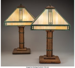 29044: Arroyo Craftsman Pair of Prairie Table Lamps Oak