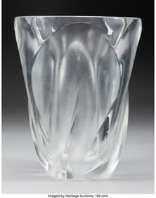 29077: Lalique Ingrid Vase, post-1945 Clear and frosted
