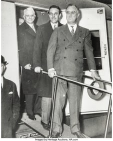 38125&colon; Various Photographers &lpar;20th Century&rpar; Group of 10