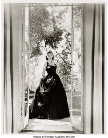 89021: Lauren Bacall for Harper's Bazaar, March 1946, 1