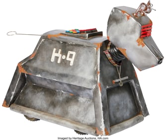 89899&colon; Doctor Who &lpar;BBC TV&comma; 2005-&rpar;&comma; "K-9" Model&period; High-qu