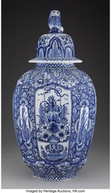 27010: A Large Delft Covered Jar with Lion Finial, circ