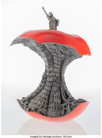 66123&colon; Pez &lpar;20th Century&rpar; The Big Apple &lpar;Red&rpar;&comma; circa 20