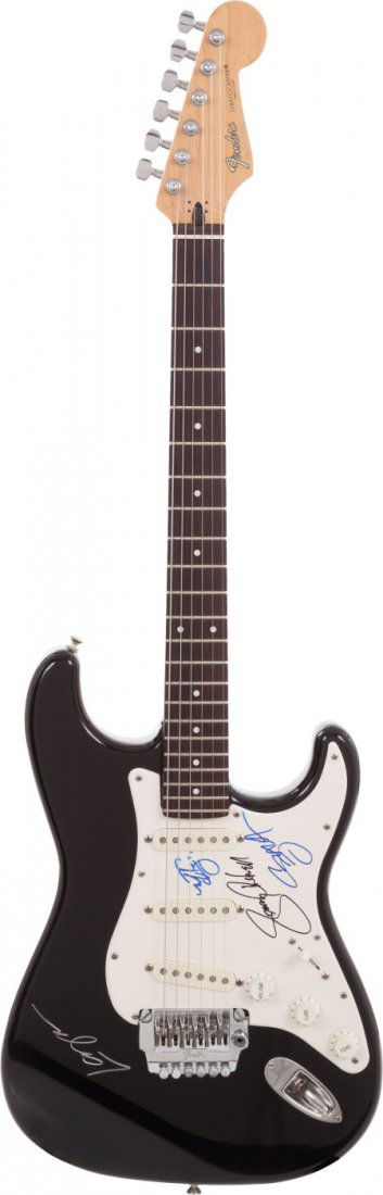 Alice In Chains Signed Fender Black Stratocaster: Alice In Chains Signed Fender Black Stratocaster. Black finish Fender Stratocaster autogr