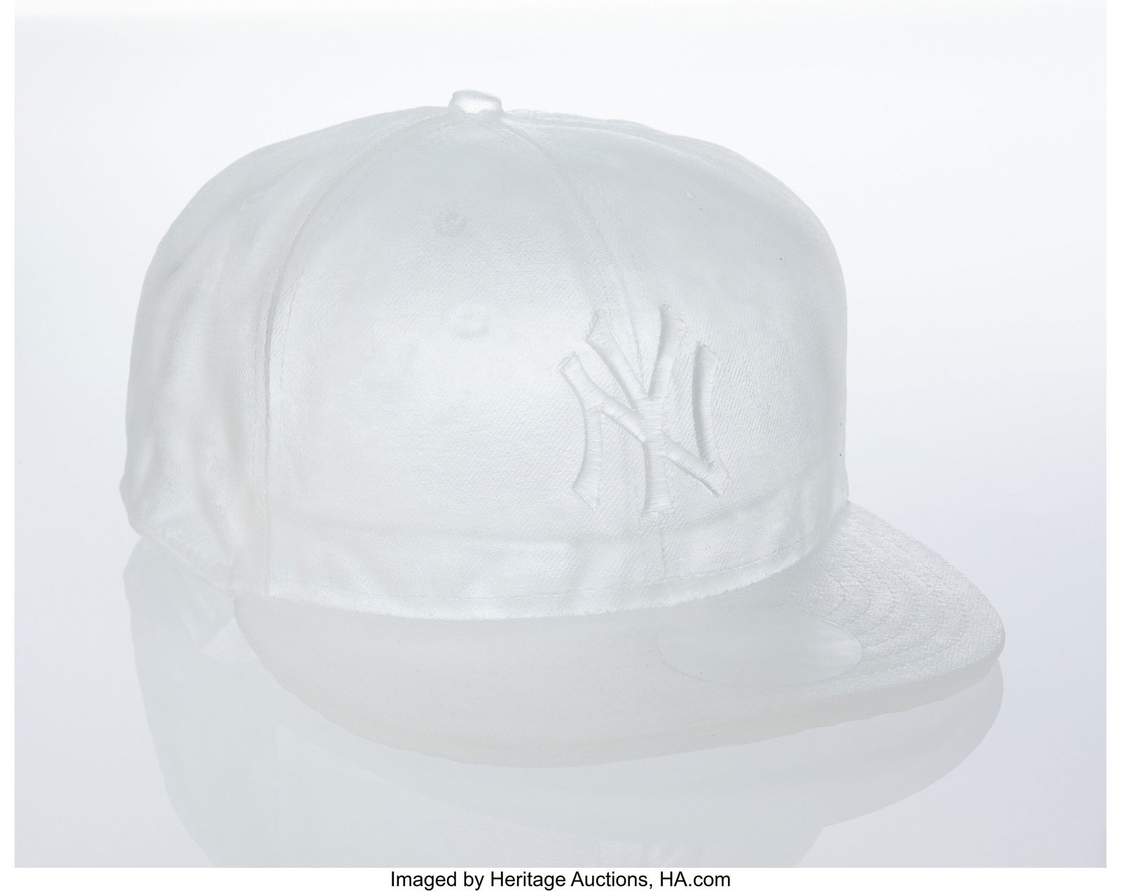 Daniel Arsham (b. 1980) Crystal Relic 001, 2019: Daniel Arsham (b. 1980) Crystal Relic 001, 2019 Cast resin 5 x 8 x 12-1/2 inches (12.7 x 20.3 x 31.8 cm) Edition of 500 Produced by Arsham Stu