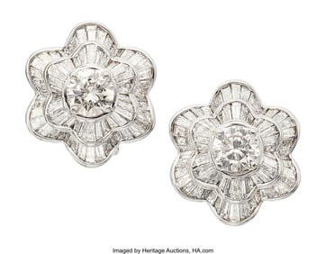 55251&colon; Diamond&comma; Platinum Earrings  Stones&colon; Round brilli