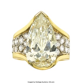 55060&colon; Diamond&comma; Gold Ring  Stones&colon; Pear-shaped diamond 