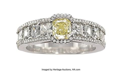 55378&colon; Fancy Light Yellow Diamond&comma; Diamond&comma; Platinum Ri