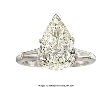 55318&colon; Diamond&comma; Platinum Ring  Stone&colon; Pear-shaped diamo