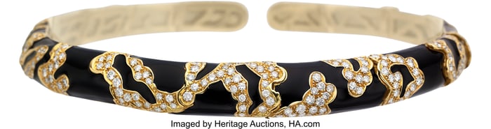 55465&colon; Diamond&comma; Enamel&comma; Gold Necklace  Stones&colon; Full-cut