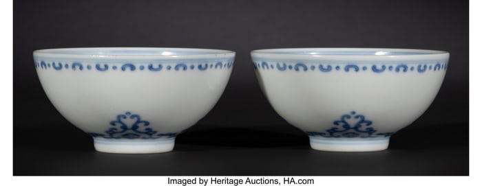 78095&colon; A Pair of Chinese Blue and White Cups&comma; Tongzhi m