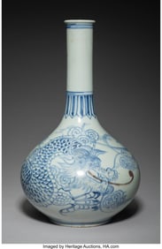 27046: A Korean Blue and White 'Dragon' Vase, Joseon dy