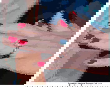 36074&colon; Caroline Zurmely &lpar;b&period; 1994&rpar; Hand&comma; 2022 Nail polis