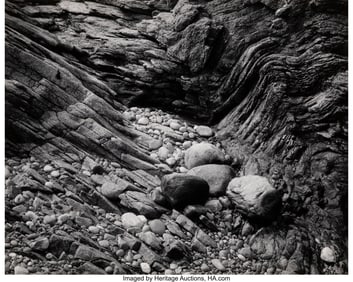 39033&colon; Paul Caponigro &lpar;American&comma; 1932-2024&rpar; Pebbles and