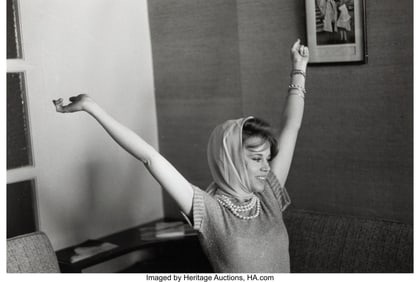 39117&colon; Sam Shaw &lpar;American&comma; 1912-1999&rpar; Jane Fonda in Hea