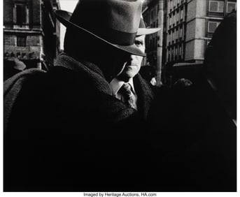 39150&colon; Unknown Photographer &lpar;20th Century&rpar; Rome &lpar;Men on