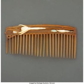 79152: René Lalique Fuschia Comb, circa 1903/1904 Horn