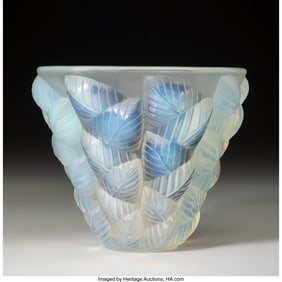 79156: René Lalique Moissac Vase, circa 1927 Opalesce