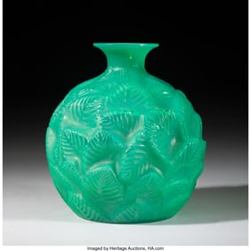 79161: René Lalique Ormeaux Vase, circa 1926 Cased jad