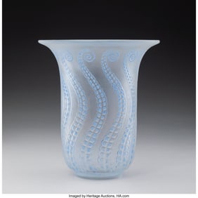 79177: René Lalique Méduse Vase, circa 1921 Clear and