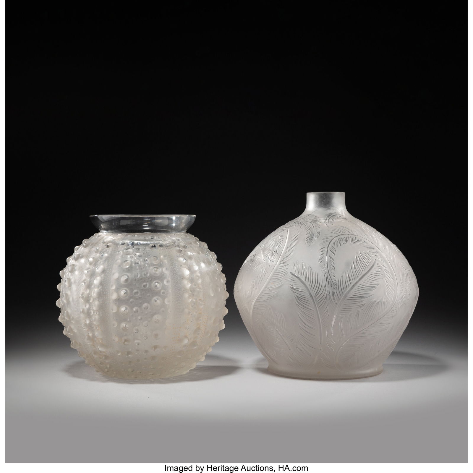 René Lalique Plumes and Oursin Vases, circa 192 (1 of 3)